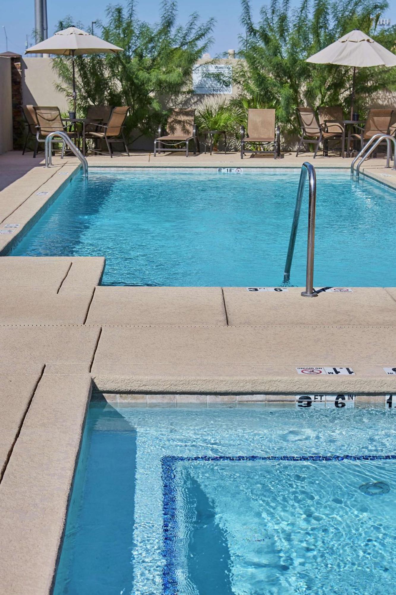 Hampton Inn Parker, Az Luaran gambar